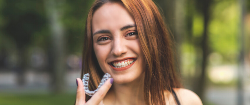 How Does Invisalign Work? Here’s The Procedure Step-by-Step Guide